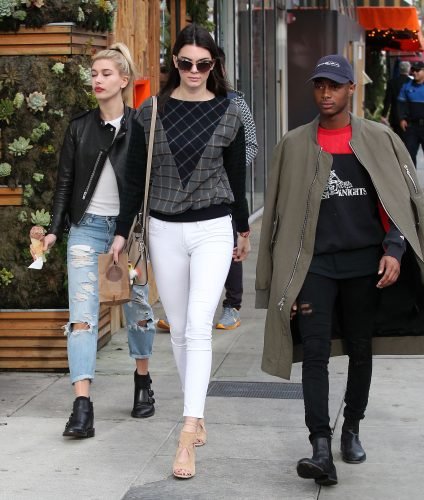 Kendall Jenner Feet Toes And Soles 231