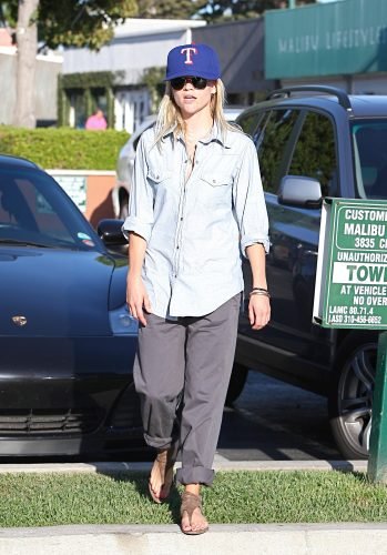 Reese Witherspoon Feet Toes And Soles 303