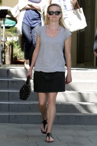 Reese Witherspoon Feet Toes And Soles 419