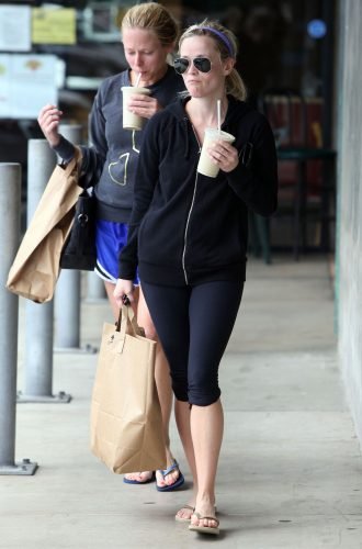 Reese Witherspoon Feet Toes And Soles 440