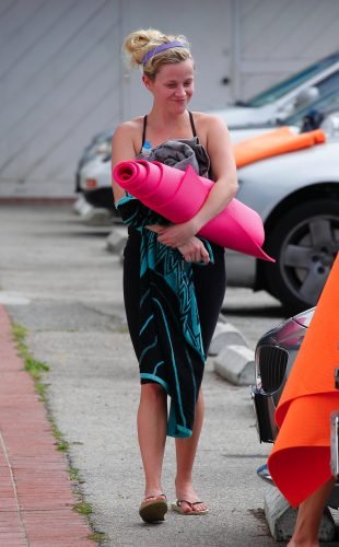 Reese Witherspoon Feet Toes And Soles 445