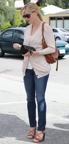 Reese Witherspoon Feet Toes And Soles 613