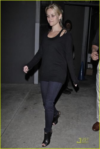 Reese Witherspoon Feet Toes And Soles 673