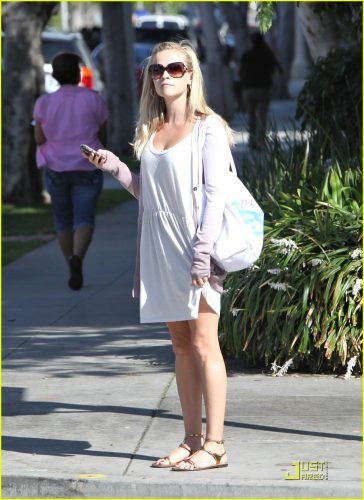 Reese Witherspoon Feet Toes And Soles 713
