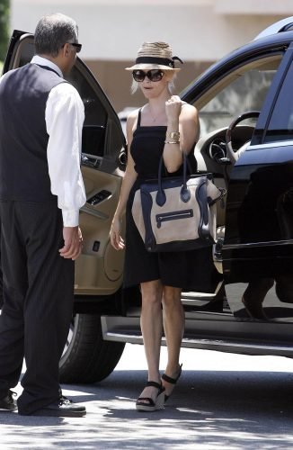 Reese Witherspoon Feet Toes And Soles 738