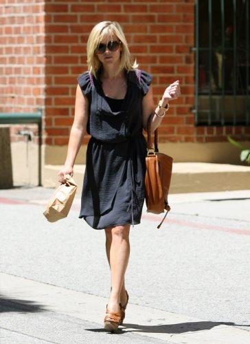 Reese Witherspoon Feet Toes And Soles 822
