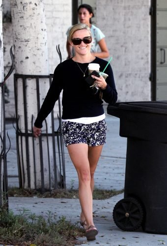 Reese Witherspoon Feet Toes And Soles 954