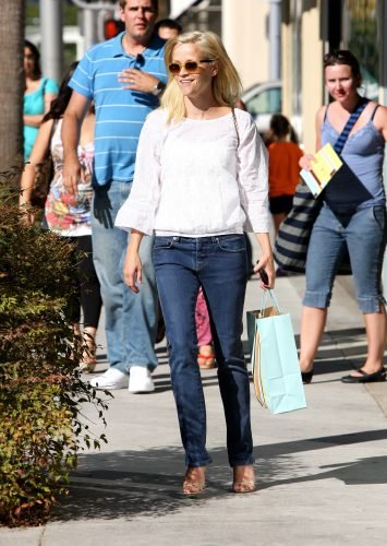 Reese Witherspoon Feet Toes And Soles 963