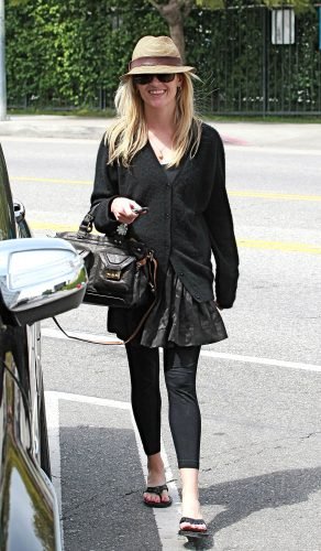 Reese Witherspoon Feet Toes And Soles 1017