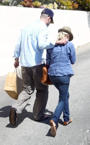 Reese Witherspoon Feet Toes And Soles 1030