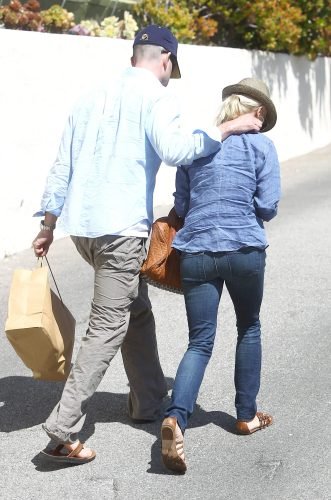 Reese Witherspoon Feet Toes And Soles 1032