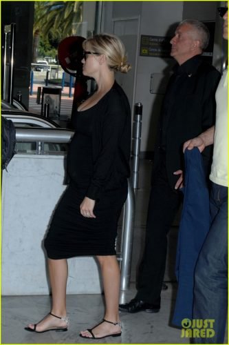 Reese Witherspoon Feet Toes And Soles 1162