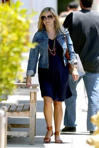 Reese Witherspoon Feet Toes And Soles 1169