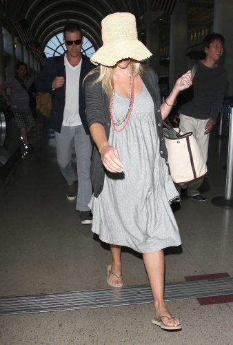 Reese Witherspoon Feet Toes And Soles 1180