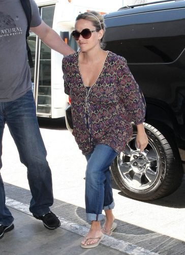 Reese Witherspoon Feet Toes And Soles 1201