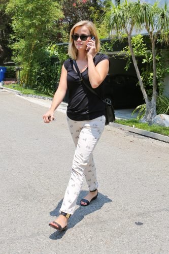 Reese Witherspoon Feet Toes And Soles 1306