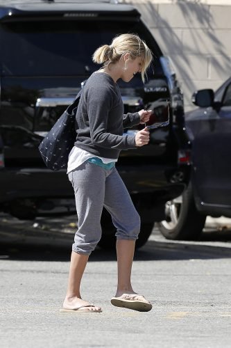 Reese Witherspoon Feet Toes And Soles 1483