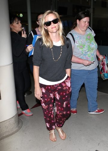 Reese Witherspoon Feet Toes And Soles 1800