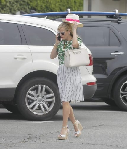 Reese Witherspoon Feet Toes And Soles 1887