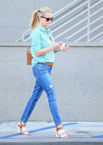 Reese Witherspoon Feet Toes And Soles 2140