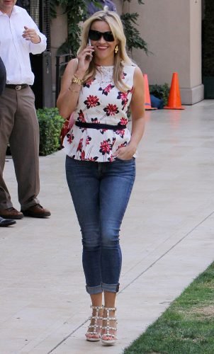 Reese Witherspoon Feet Toes And Soles 2194