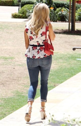 Reese Witherspoon Feet Toes And Soles 2196