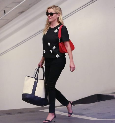 Reese Witherspoon Feet Toes And Soles 2250