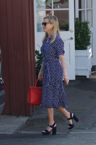 Reese Witherspoon Feet Toes And Soles 3233