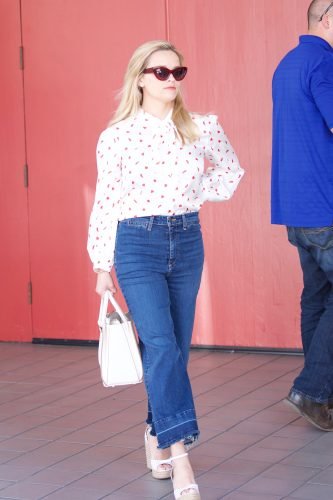 Reese Witherspoon Feet Toes And Soles 3290