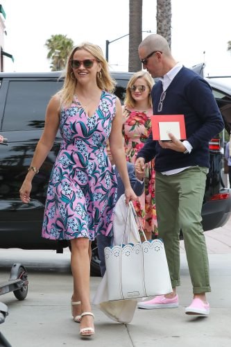 Reese Witherspoon Feet Toes And Soles 3320