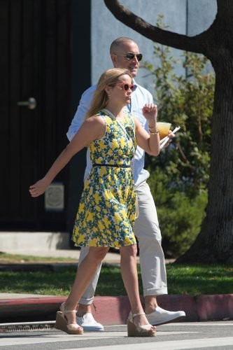 Reese Witherspoon Feet Toes And Soles 3338