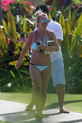 Britney Spears Feet Toes And Soles 1037