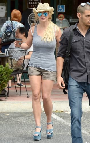 Britney Spears Feet Toes And Soles 1138