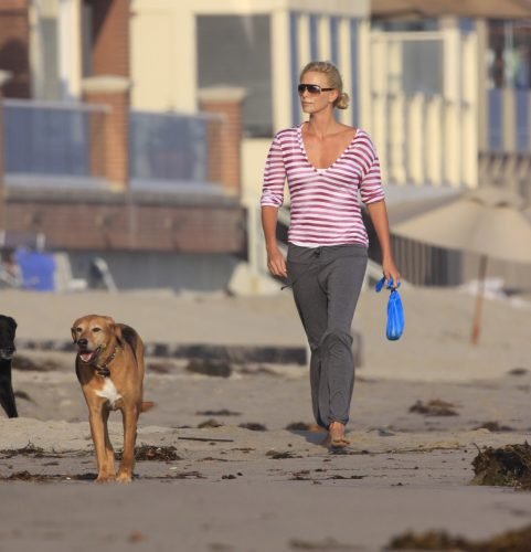 Charlize Theron Feet Toes And Soles 56