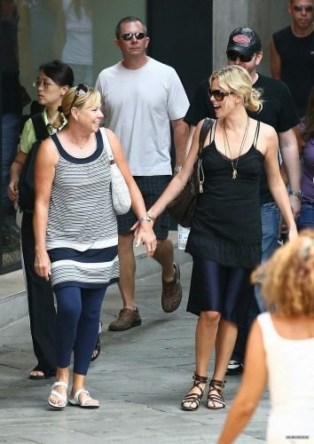 Charlize Theron Feet Toes And Soles 99