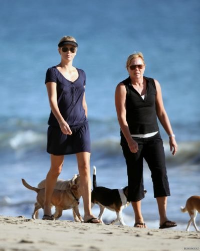 Charlize Theron Feet Toes And Soles 211