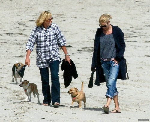 Charlize Theron Feet Toes And Soles 342