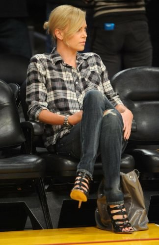 Charlize Theron Feet Toes And Soles 395