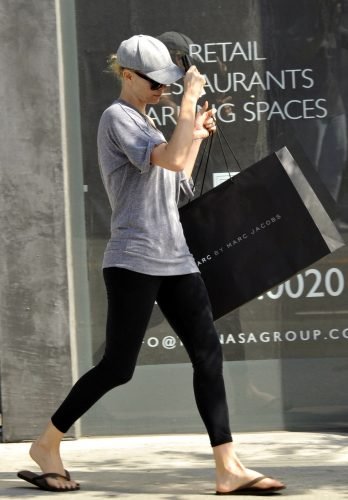 Charlize Theron Feet Toes And Soles 419