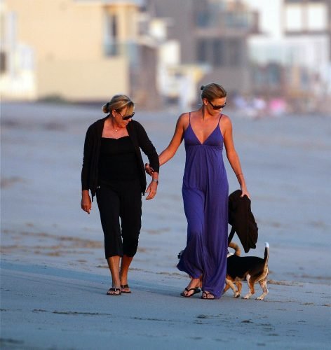 Charlize Theron Feet Toes And Soles 445