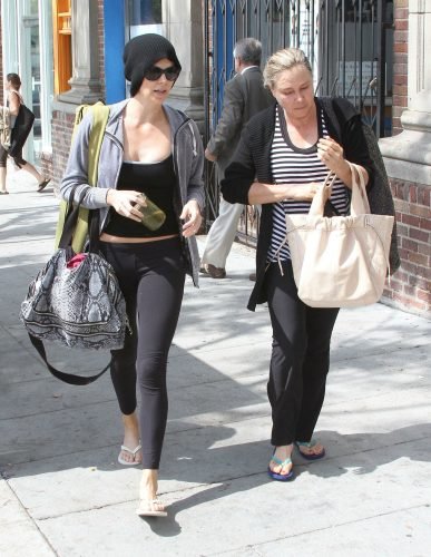 Charlize Theron Feet Toes And Soles 1189