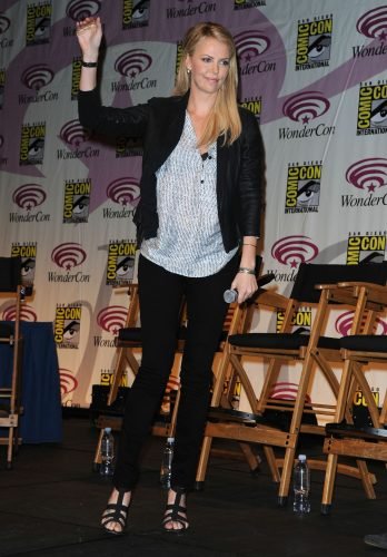 Charlize Theron Feet Toes And Soles 1208