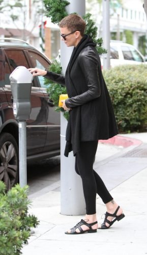 Charlize Theron Feet Toes And Soles 1260