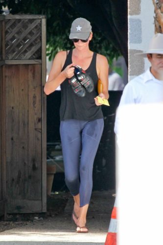 Charlize Theron Feet Toes And Soles 1346