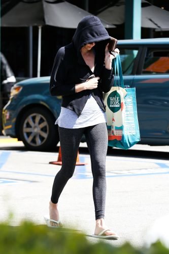 Charlize Theron Feet Toes And Soles 1399