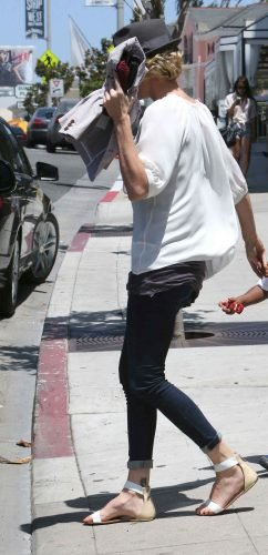 Charlize Theron Feet Toes And Soles 1442