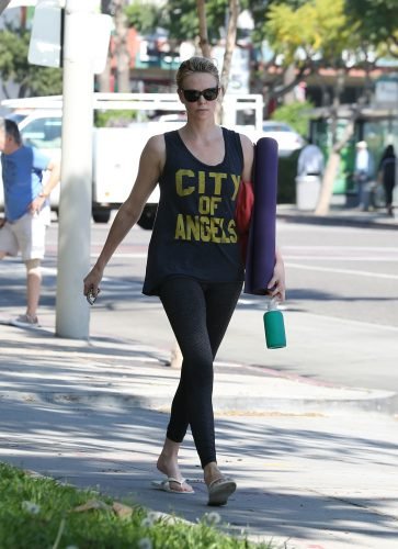 Charlize Theron Feet Toes And Soles 1550