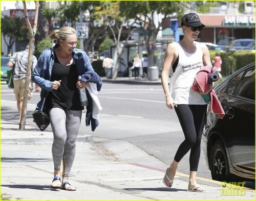 Charlize Theron Feet Toes And Soles 1594