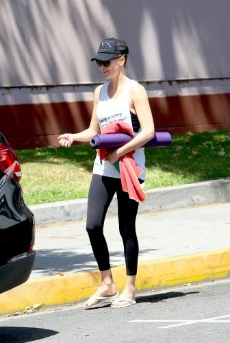 Charlize Theron Feet Toes And Soles 1607