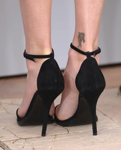 Charlize Theron Feet Toes And Soles 1698